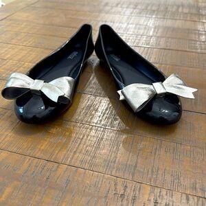 Melissa Shoes / Black  with Silver Bow / Size 4